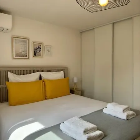 Апартаменты Le Clos Majul A 10 Min Des Plages *